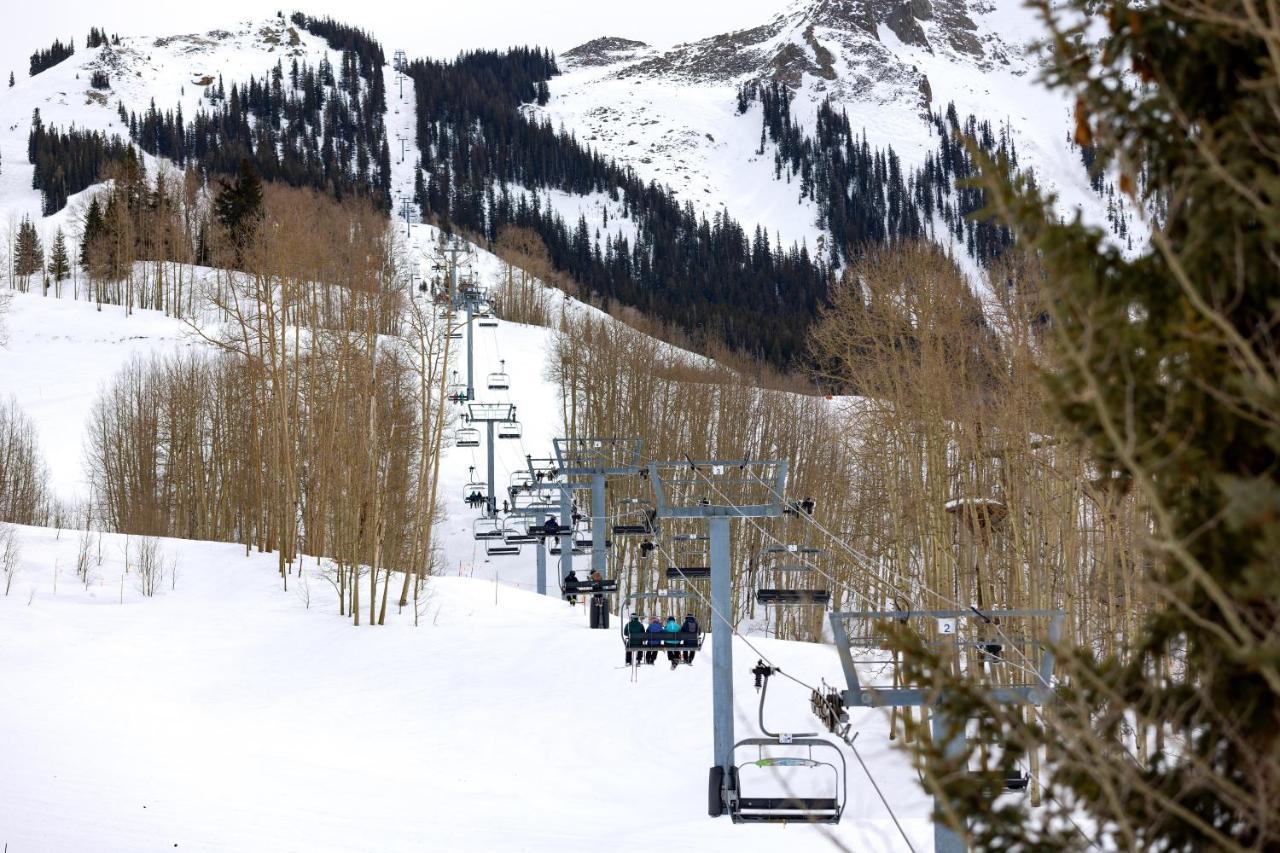 Elevation Hotel & Spa Crested Butte Esterno foto